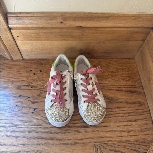 Lola + the boys Kids Glitter Star Sneakers - White, Pink, Gold - Picture 3 of 9